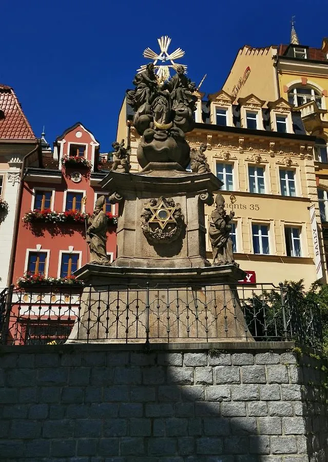 Ubytovani Ester - Utulny Byt V Lazenskem Centru Karlovych Varu Se Zahradkou Apartment Karlovy Vary 0*,  Czech Republic