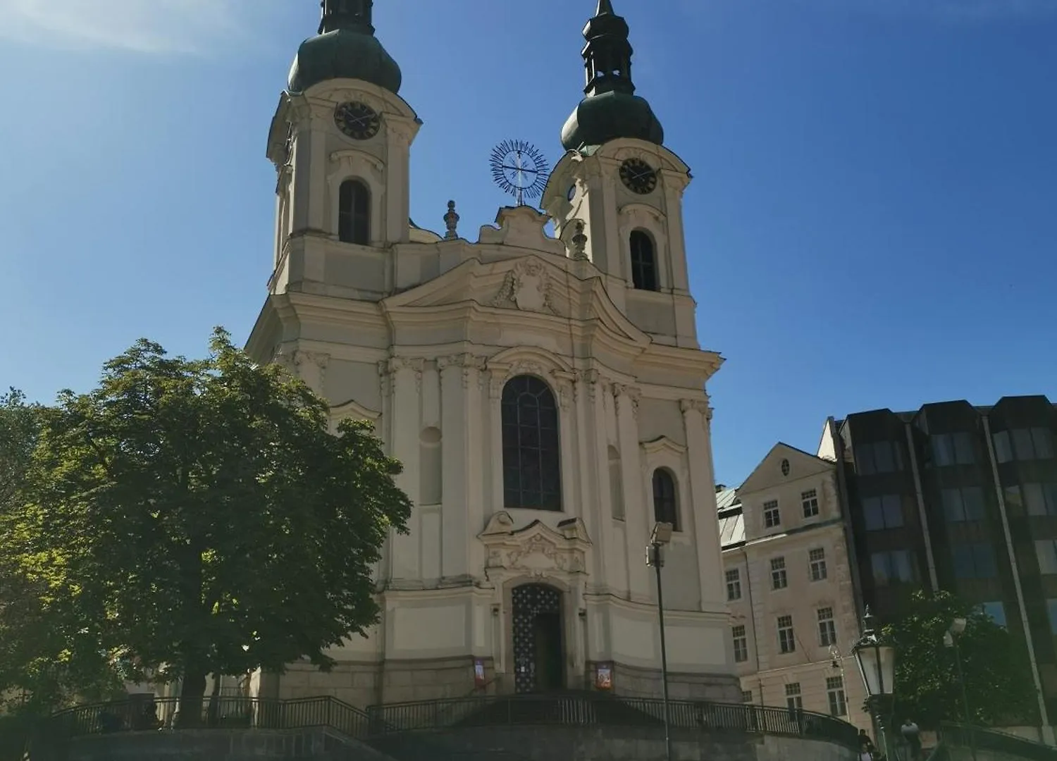 Ubytovani Ester - Utulny Byt V Lazenskem Centru Karlovych Varu Se Zahradkou Apartment Karlovy Vary